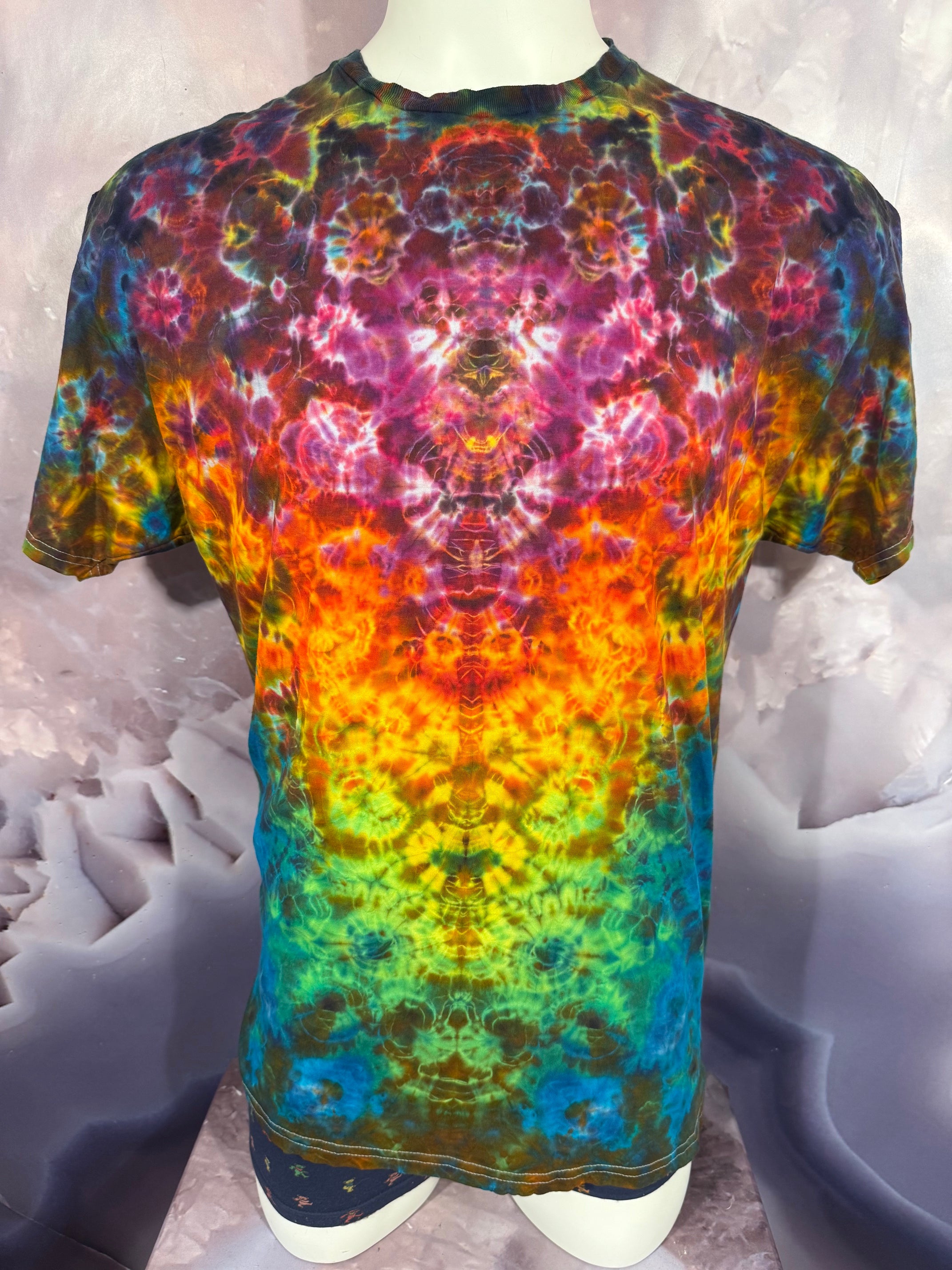 XL Paul Kenney "The Godfather of Tiedye" #9